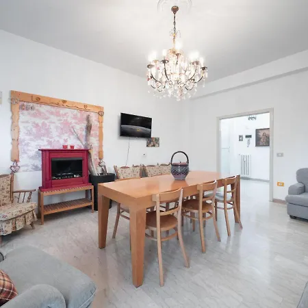 Flaminia Bright & Roomy דירה *